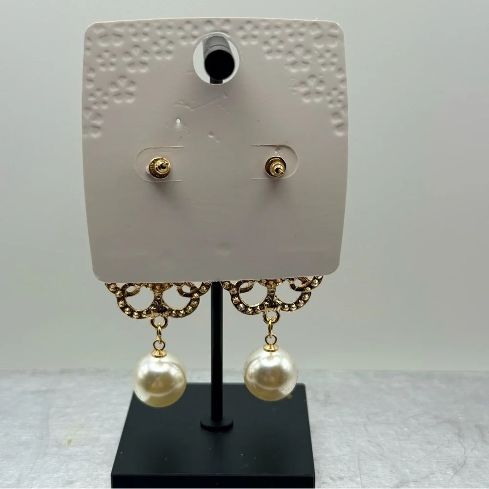 Mint Blue Rhinestone Flower Drop Earrings Gold Tone Faux Pearl Statement